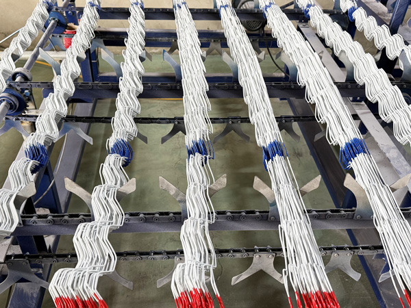 Poly tunnel zigzag spring wire